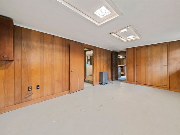 40 Fairwood Dr, Pembroke MA 02359