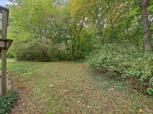40 Fairwood Dr, Pembroke MA 02359