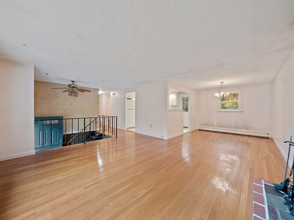 40 Fairwood Dr, Pembroke MA 02359