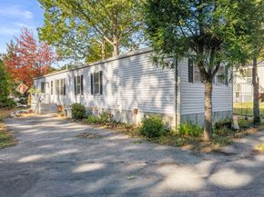 11 Chestnut Cir, Rockland MA 02370