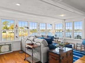 6 Allen Ave, Wareham MA 02571