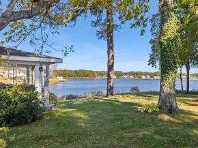 6 Allen Ave, Wareham MA 02571