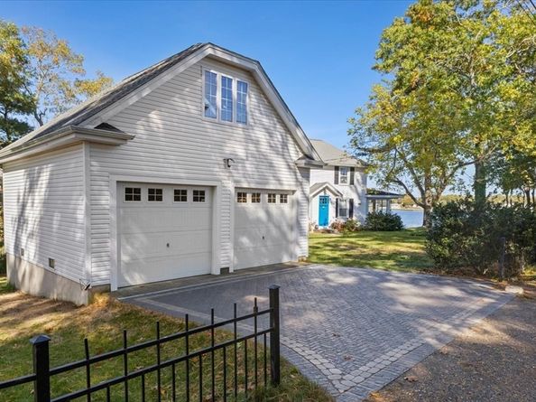 6 Allen Ave, Wareham MA 02571