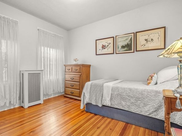 1 Clayton St 1, Watertown MA 02472