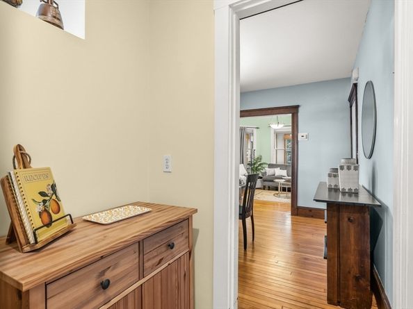 1 Clayton St 1, Watertown MA 02472