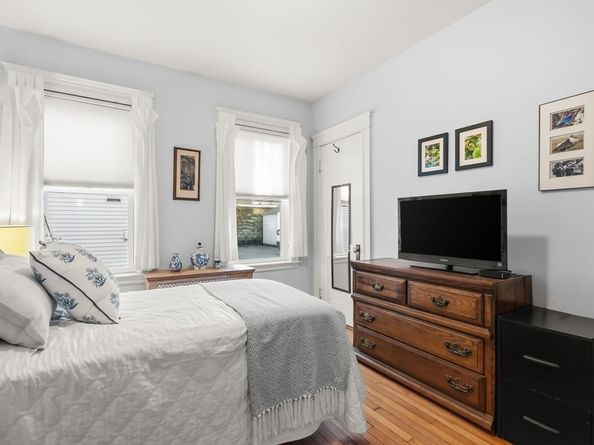 1 Clayton St 1, Watertown MA 02472