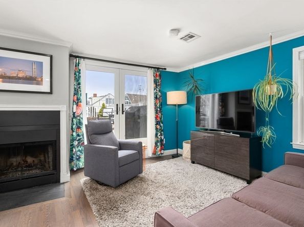 255 Bunker Hill St 2, Boston MA 02129
