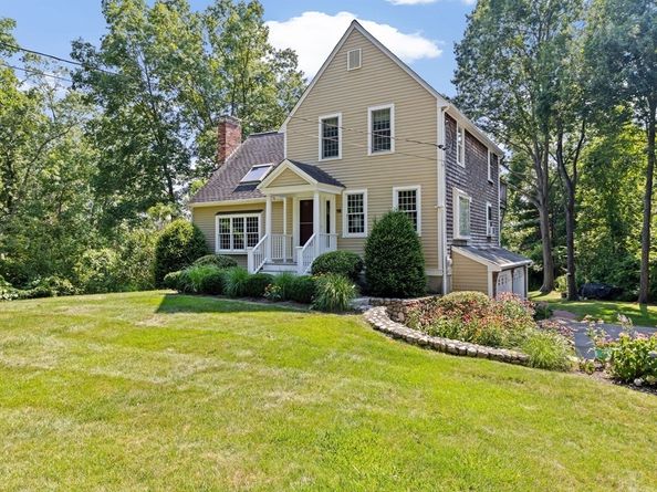 16 Three Ring Rd, Scituate MA 02066