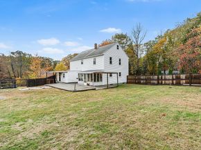 73 N Common Rd, Westminster MA 01473