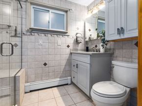 97 Oak St, Stoneham MA 02180