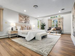 97 Oak St, Stoneham MA 02180