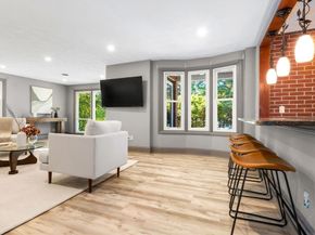 97 Oak St, Stoneham MA 02180
