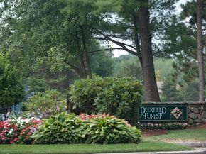 12 Walden Dr 19, Natick MA 01760
