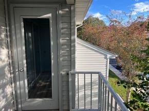 12 Walden Dr 19, Natick MA 01760