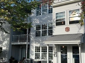 12 Walden Dr 19, Natick MA 01760
