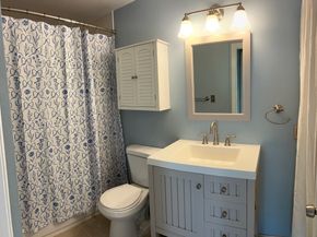12 Walden Dr 19, Natick MA 01760