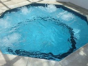 12 Walden Dr 19, Natick MA 01760