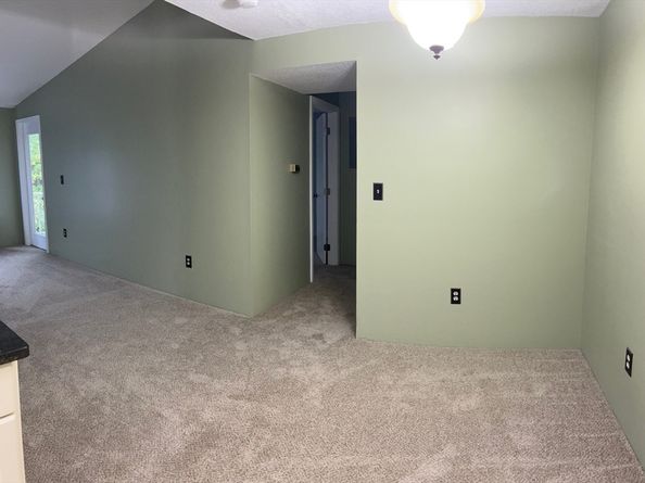 12 Walden Dr 19, Natick MA 01760