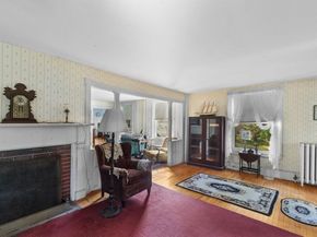 1141 Tremont St, Duxbury MA 02332