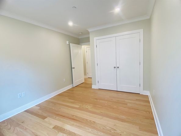 15 Yuill Circle 2, Boston MA 02136