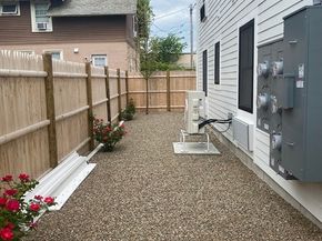 15 Yuill Circle 2, Boston MA 02136
