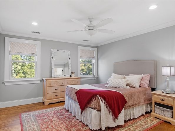 22 Oldham Rd, Arlington MA 02474