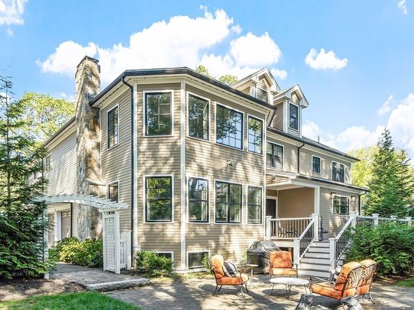 22 Oldham Rd, Arlington MA 02474