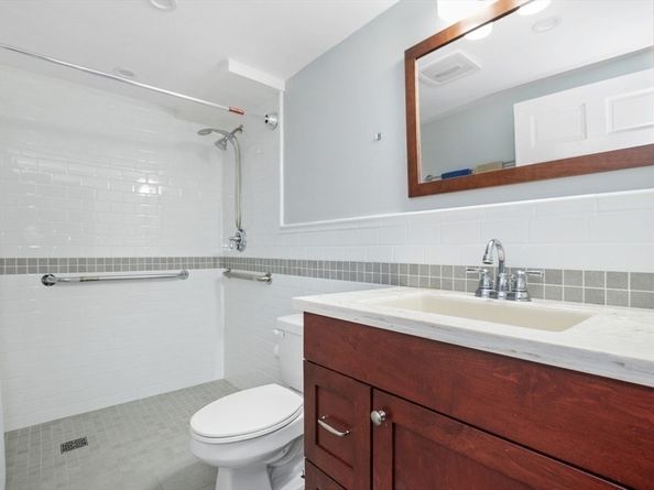 131 Coolidge Ave 125, Watertown MA 02472