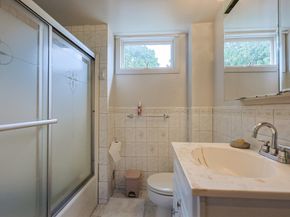 7 Jackson Ct B, Natick MA 01760