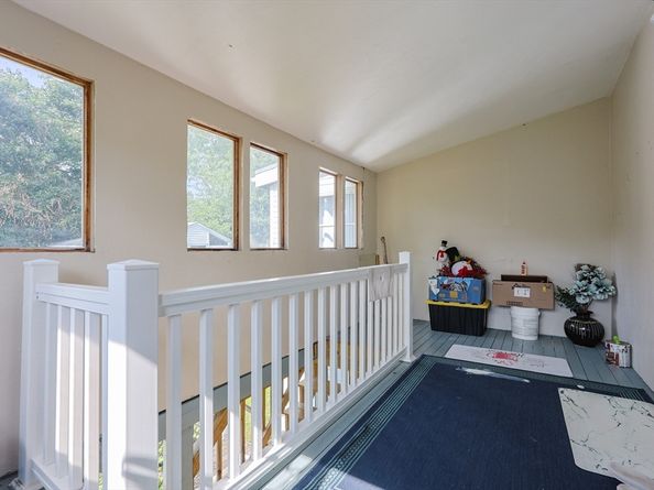 7 Jackson Ct B, Natick MA 01760