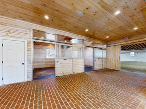 67 Farm St, Dover MA 02030