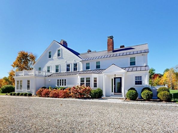 67 Farm St, Dover MA 02030