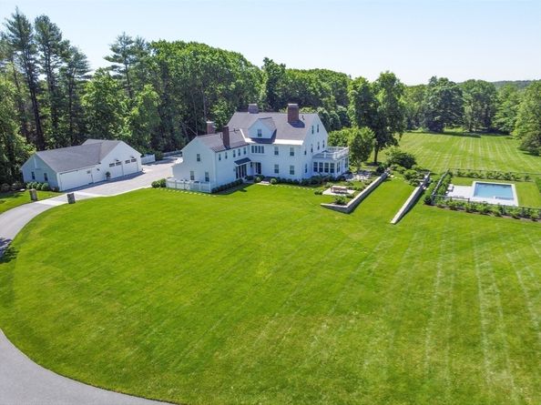 67 Farm St, Dover MA 02030