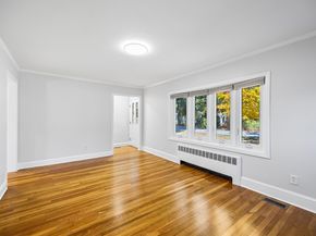 248 Riverneck Rd, Chelmsford MA 01824