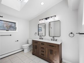 248 Riverneck Rd, Chelmsford MA 01824