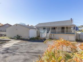 109 Merryknoll Road, Weymouth MA 02191