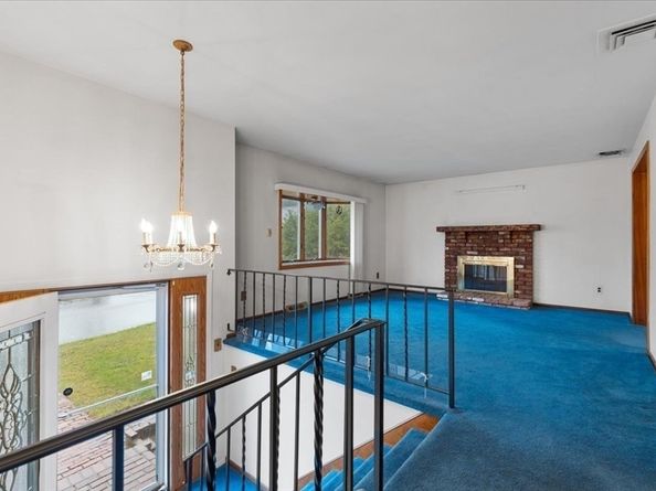 109 Merryknoll Road, Weymouth MA 02191