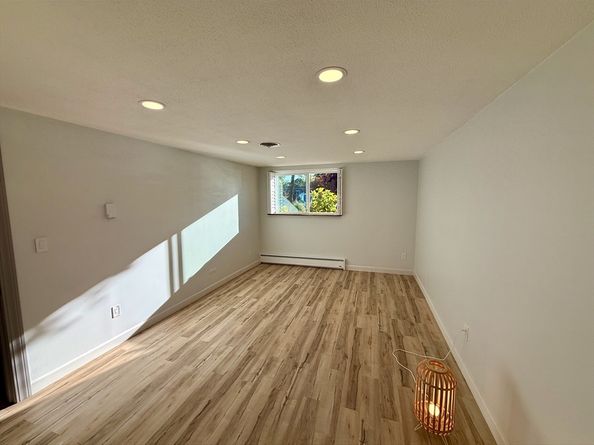 1206 Greendale Ave 201, Needham MA 02492