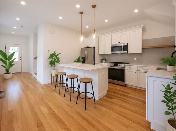 12 George St, Medford MA 02155