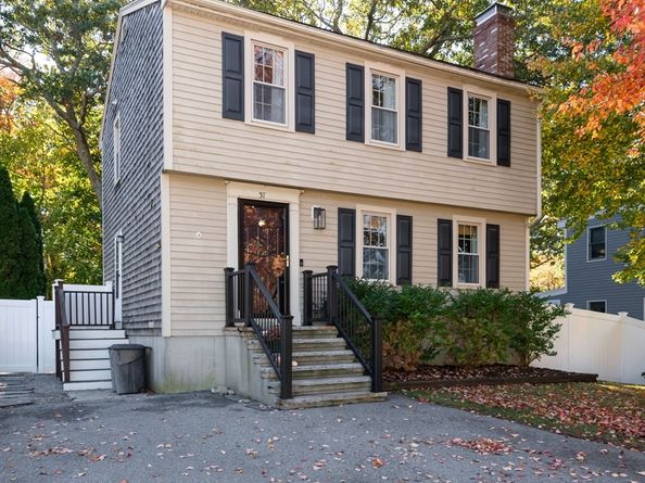 37 Homestead Ave, Marshfield MA 02050