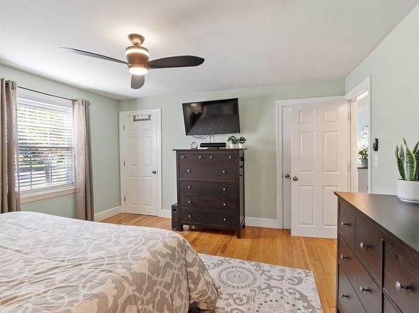 70 Salem St, North Andover MA 01845