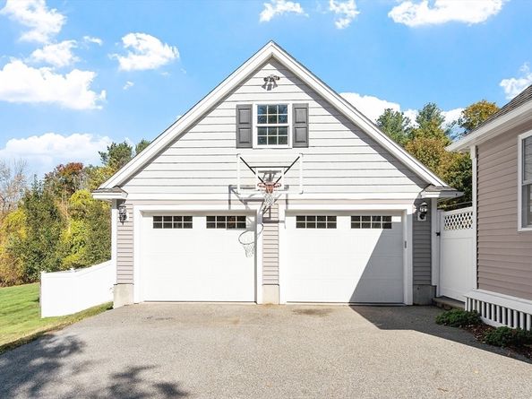 70 Salem St, North Andover MA 01845