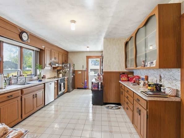 248-250 Clifton St, Malden MA 02148