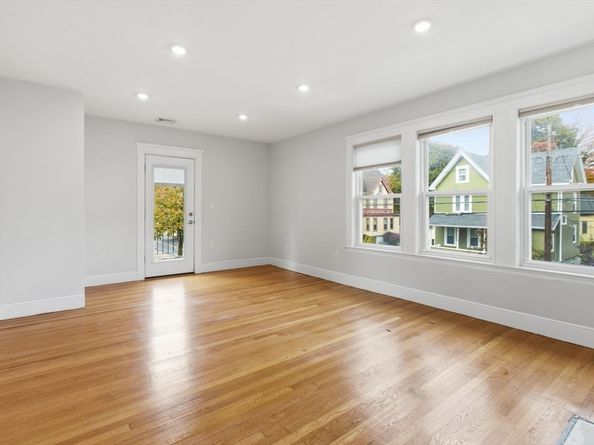 248-250 Clifton St, Malden MA 02148