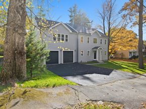 20 Pine Hill Rd, Lynnfield MA 01940
