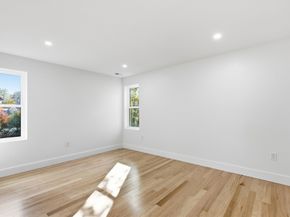 20 Pine Hill Rd, Lynnfield MA 01940