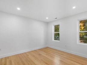 20 Pine Hill Rd, Lynnfield MA 01940