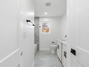 20 Pine Hill Rd, Lynnfield MA 01940