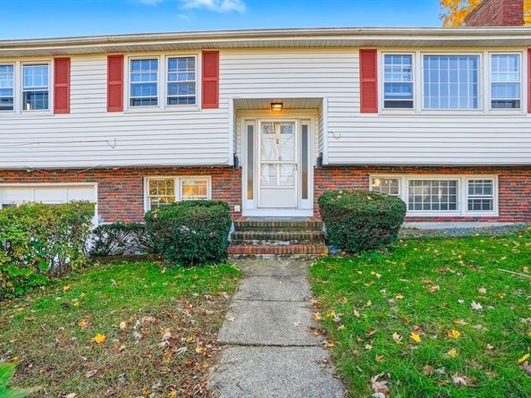 45 Daytona Ave, Framingham MA 01702