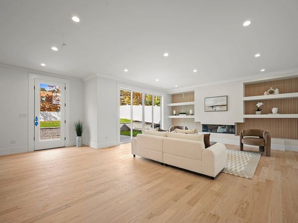 345 Central Avenue, Needham MA 02494
